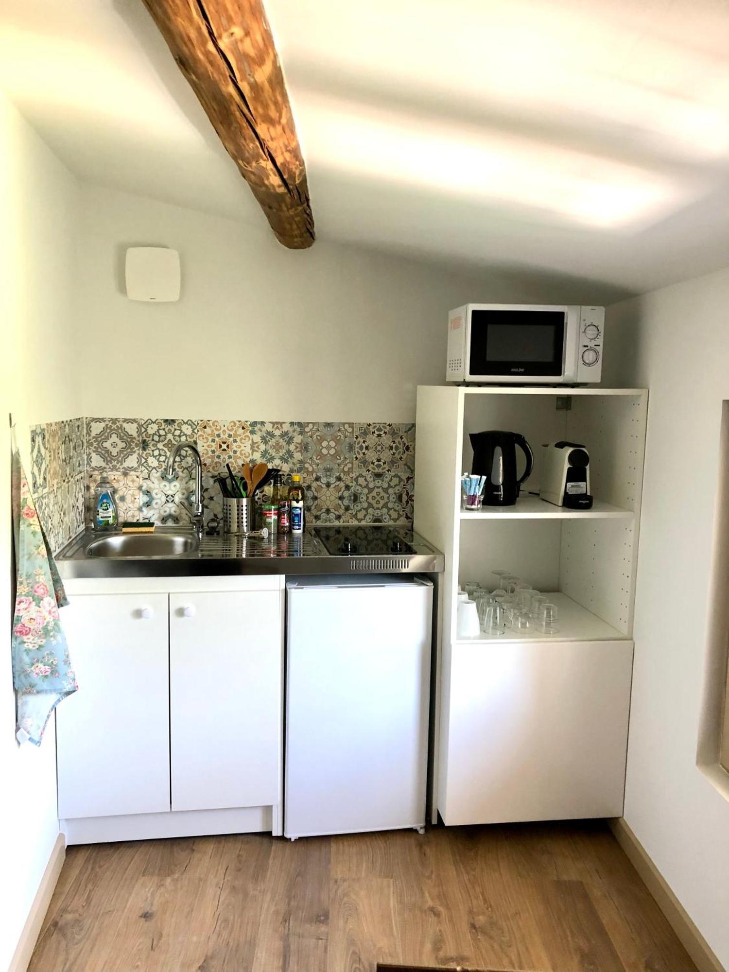 Logement Neuf, Tout Confort, Au Coeur Du Village Saint Didier  外观 照片